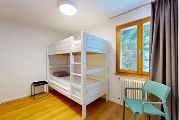پانسیون Chalet De L Ours Authentic Etage Penthes 14 Pers