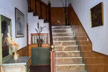 پانسیون Hostal Joaquín