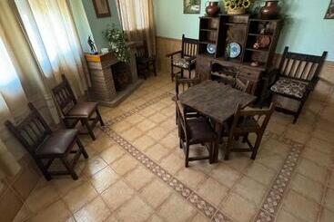 پانسیون Hostal Joaquín