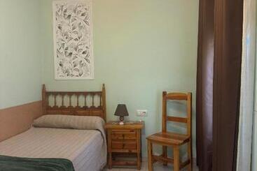 پانسیون Hostal Joaquín