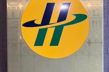 هاستل H Suite Inn