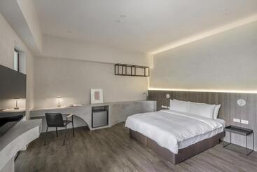هاستل H Suite Inn