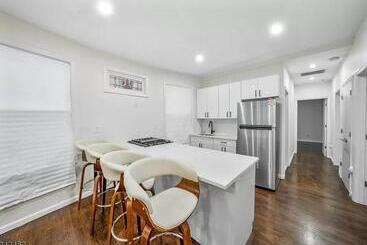 هاستل Nyc Homebnb
