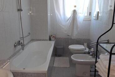 Any B&b
