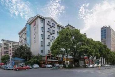 Borrman Hotel Changsha Hunan Biological Electromechanical College