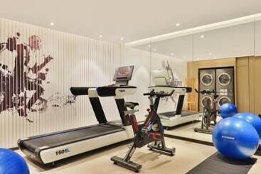 Crystal Orange Hotel   Shanghai The Bund Jinling East Road