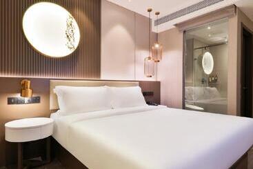 Crystal Orange Hotel   Shanghai The Bund Jinling East Road