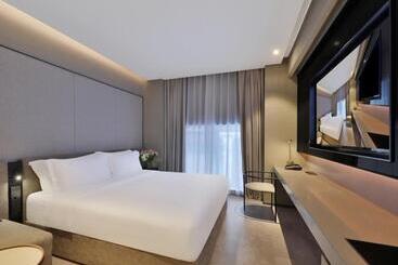 Crystal Orange Hotel   Shanghai The Bund Jinling East Road
