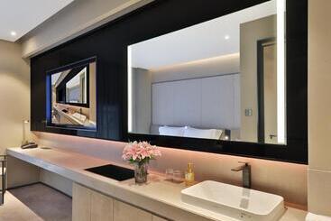 Crystal Orange Hotel   Shanghai The Bund Jinling East Road