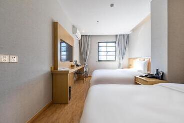 Hanting Hotel Shanghai Waitan Jiujiang Road
