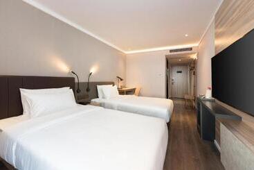 Hanting Premium Hotel Dalian Airport