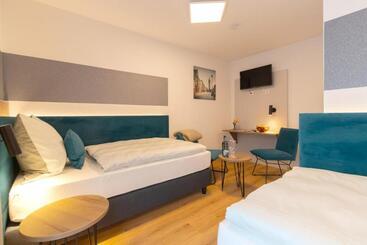 Hotell Gasthaus Karpfinger