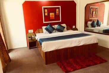 هتل Sanmiro Lodge