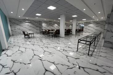 Hotel Hoften Sukh Vasa, Sector 51 Gurgaon