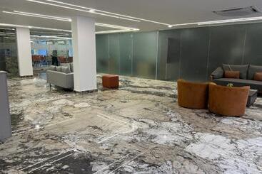 호텔 Hoften Sukh Vasa, Sector 51 Gurgaon