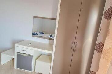 پانسیون Antigoni Bellavista Suites