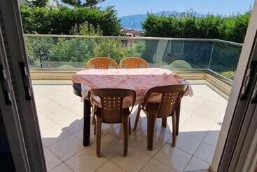 پانسیون Antigoni Bellavista Suites