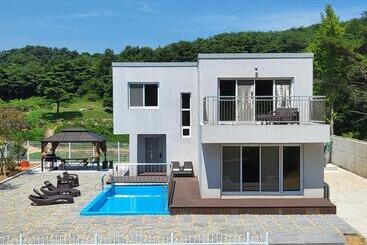펜션 Dangjin Stay 199