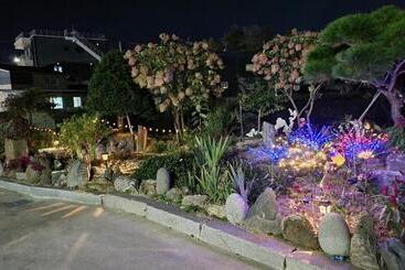پانسیون Goseong Deulggot Stay Private House