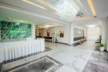 Regenesis Hotel & Spa