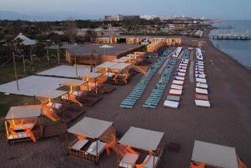 Regenesis Hotel & Spa