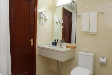 Starway Hotel Ha Erbin Convention And Exhibition Center