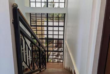 تختخواب و صبحانه Wellness Luxury Villa