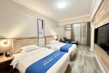 Yilong Yitang Hotel Kunming Railway Station Joy City Center