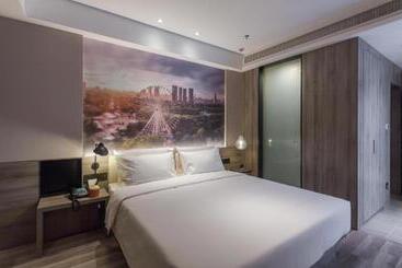Atour Hotel Shenyang South Railway Station Municipal Government