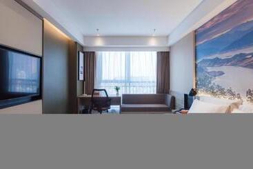 Atour Hotel Shenyang South Railway Station Municipal Government
