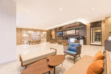 Hanting Hotel Bengbu South Railway Station