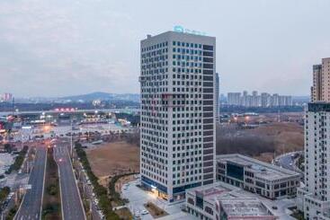 Hanting Hotel Bengbu South Railway Station
