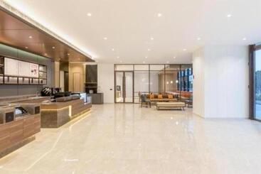 Hanting Hotel Bengbu South Railway Station