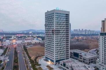 Hanting Hotel Bengbu South Railway Station
