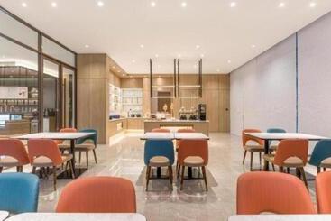 Hanting Hotel Bengbu South Railway Station