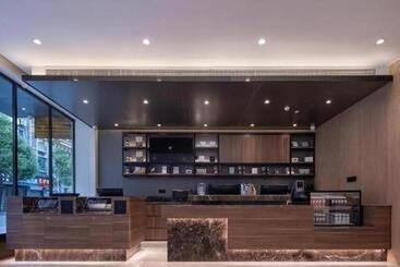 Hanting Hotel Fenghuang Ancient City