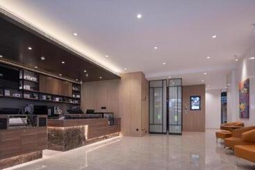 Hanting Hotel Fenghuang Ancient City