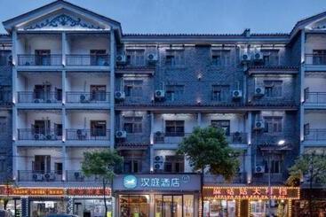 Hanting Hotel Fenghuang Ancient City