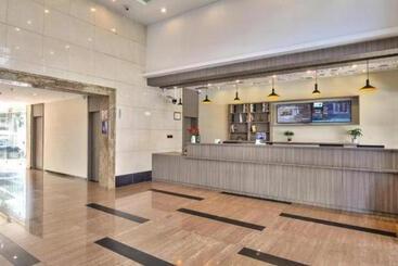 Hanting Hotel Ningbo Zhenhai Luotuo Residetinal District