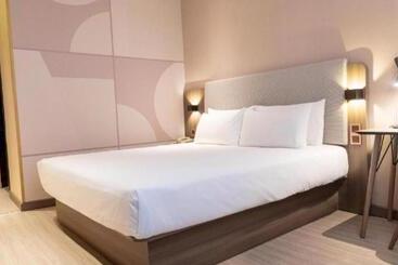 Hanting Hotel Shiyan Tianjin Road