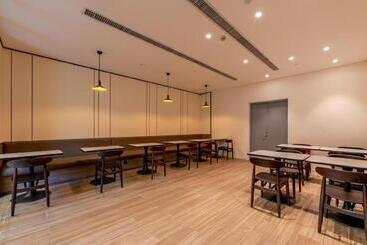 Hanting Hotel Turpan Huoyanshan Road Putaogou