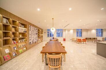 Hanting Premium Hotel Shenyang Hunnan Aoti Center
