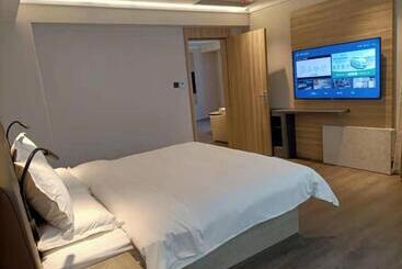 Hanting Premium Hotel Shenyang Hunnan Aoti Center