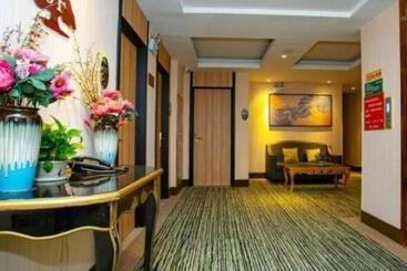 هتل Green Tree Inn Chuzhou Nanjiao District Shimao Square Longpan Road