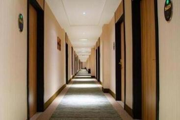 هتل Green Tree Inn Chuzhou Nanjiao District Shimao Square Longpan Road