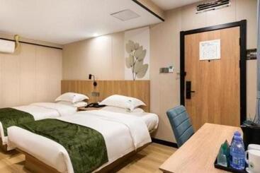 בית מלון כפרי Greentree Inn Express Fujian Ningde Ningchuan Road Qinghua Building
