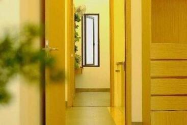 هتل Nha Trong Pho Moon House