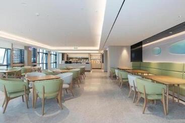 Ji Hotel Luzhou Bubugao Plaza