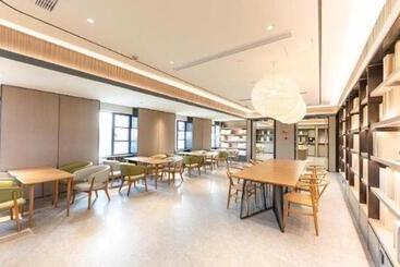 Ji Hotel Shanghai University Tacheng Road