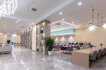 Lavande Hotel Tianjin Huayuan